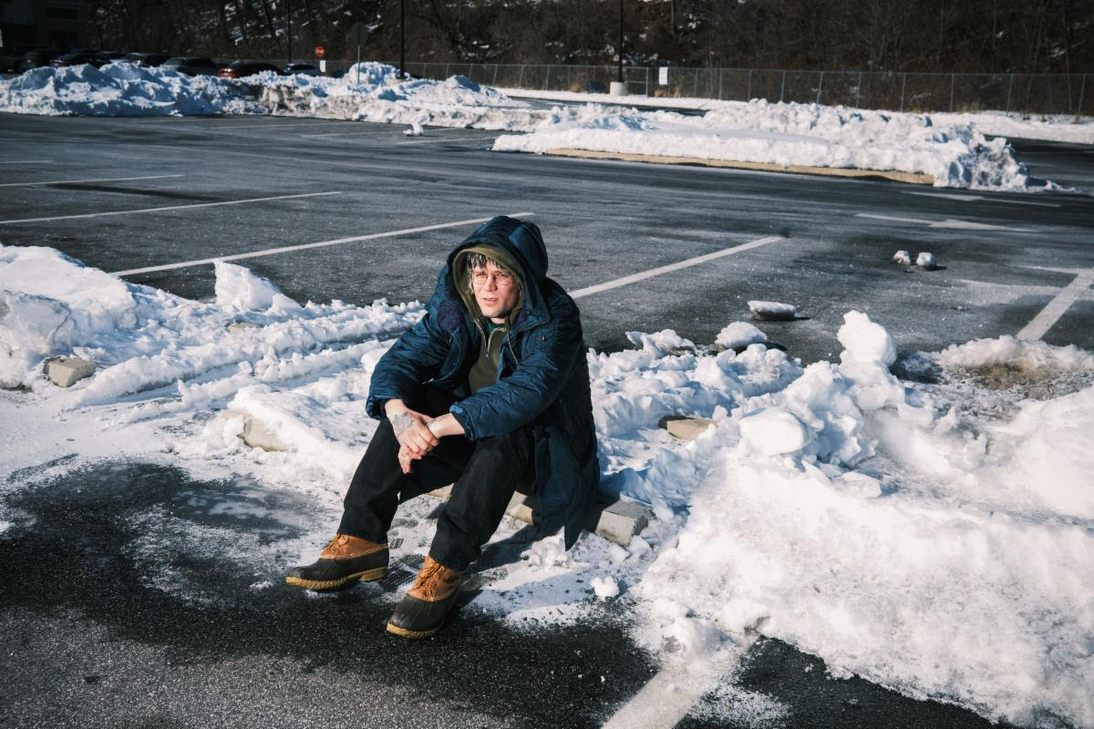 Greg Mendez announces new LP Beauty Land. The artist's debut for Dead Oceans, will arrive on May 23, listen to new single I Wanna Feel Pretty
