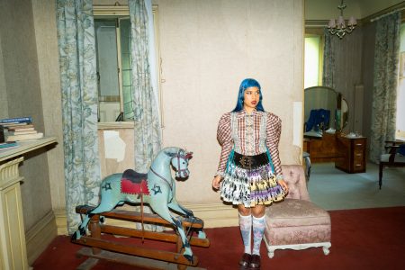 Ecca Vandal announces new album LOOKING FOR PEOPLE TO UNFOLLOW. The artist will release the LP on May 22 via Loma Vista