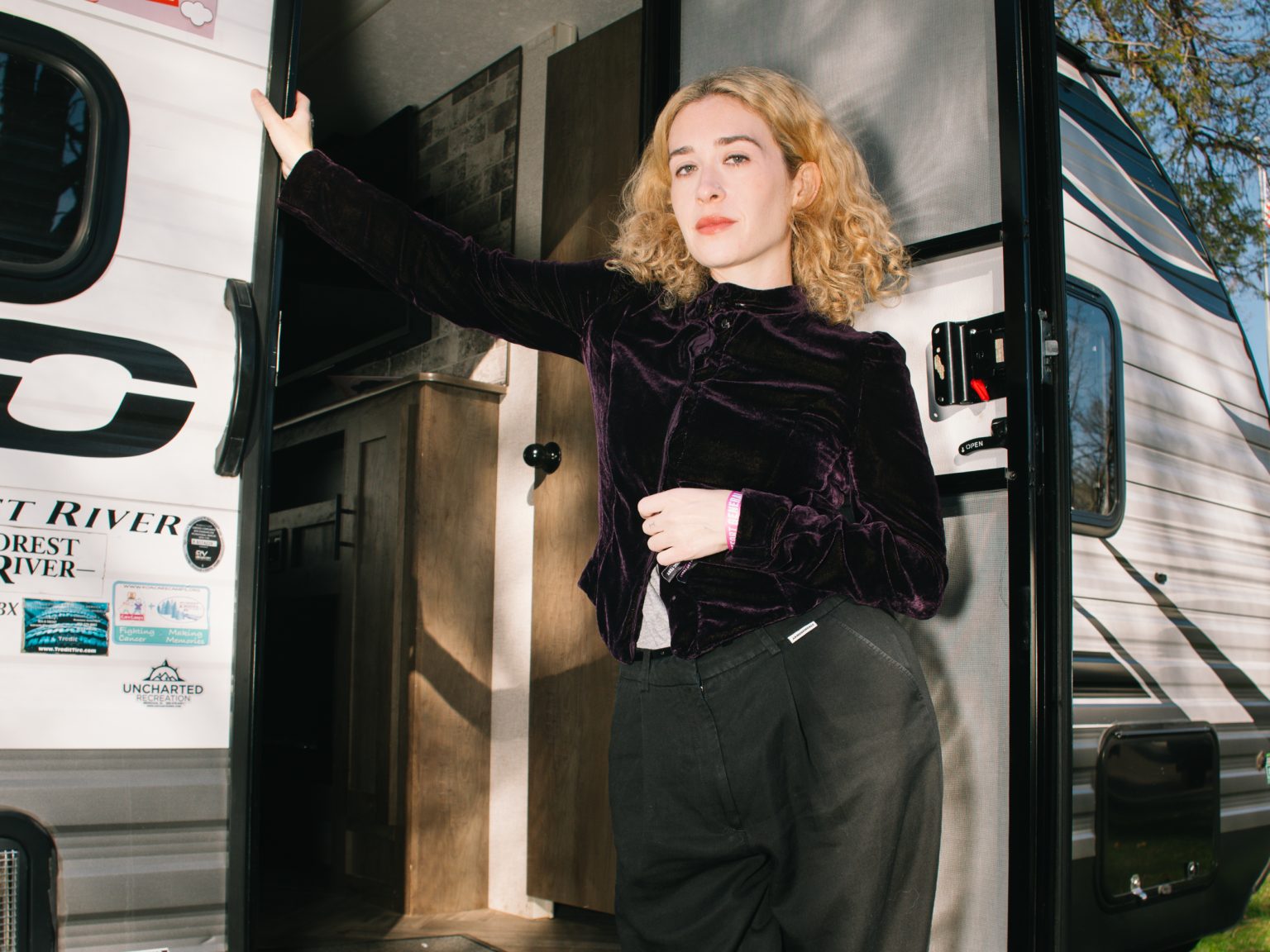 Artist portraits at Treefort Music Fest 2026 by Bobby Nicholas lll. including tUnE-yArDs, Blondshell, Hannah Cohen, Alex Vile and more Artist portraits at Treefort Music Fest 2026 by Bobby Nicholas lll. including tUnE-yArDs, Blondshell, Hannah Cohen, Alex Vile and more