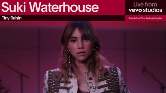 Suki Waterhouse debuts video for "Tiny Raisin." The track is off her forthcoming album Loveland, available July 10 via Island Records