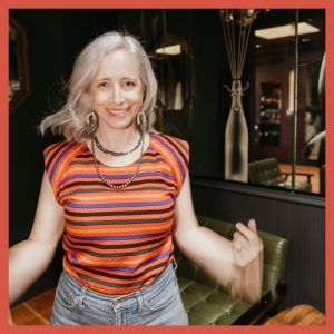 "Pulse" by Laura Veirs is Northern Transmissions Video of the Day. The track is off the artist's forthcoming album Temple Songs, out 8/14