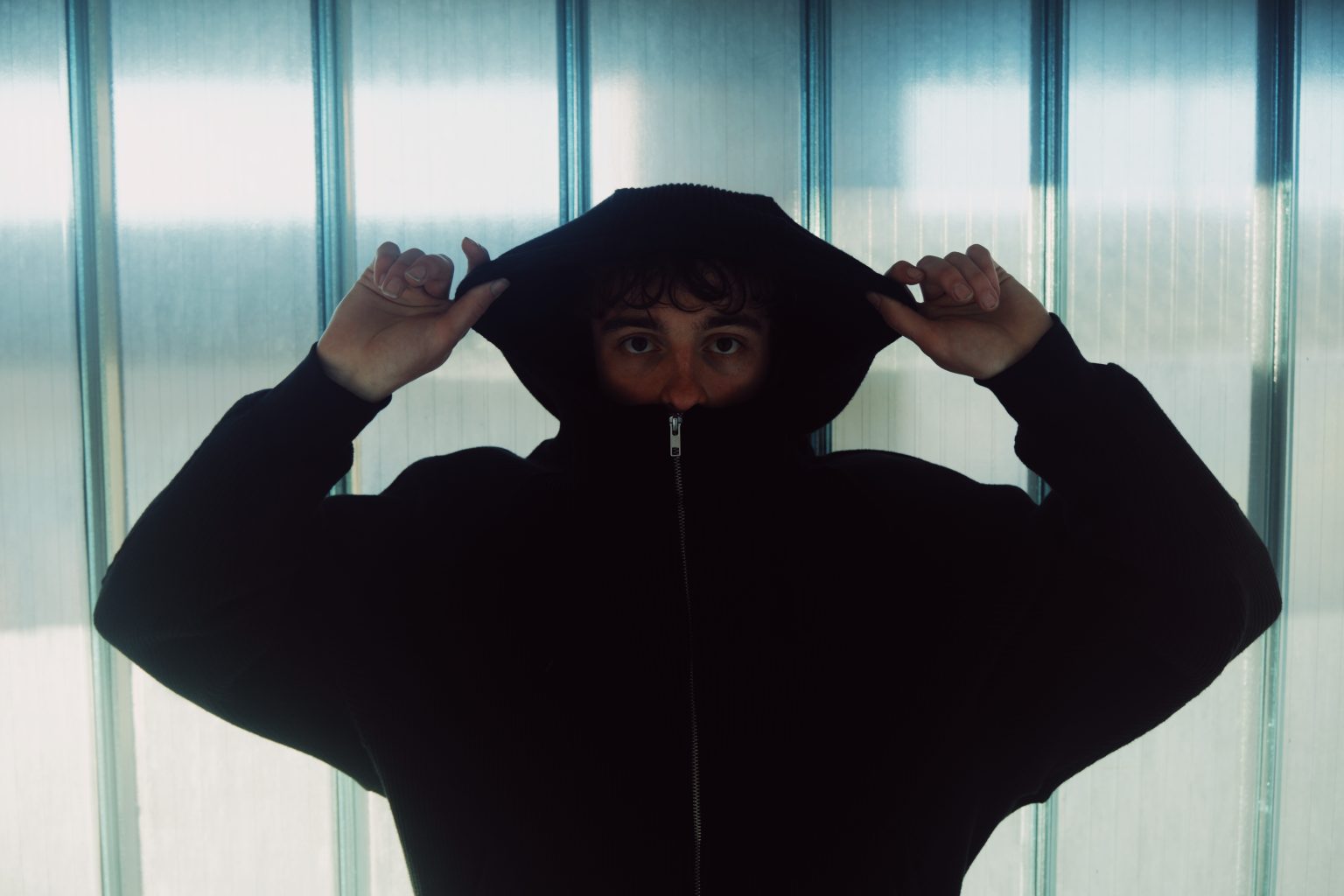 Tommy Barlow has dropped with new single "Won't You Ever Need Me", the track is accompanied by a Josh Renaut-directed music video