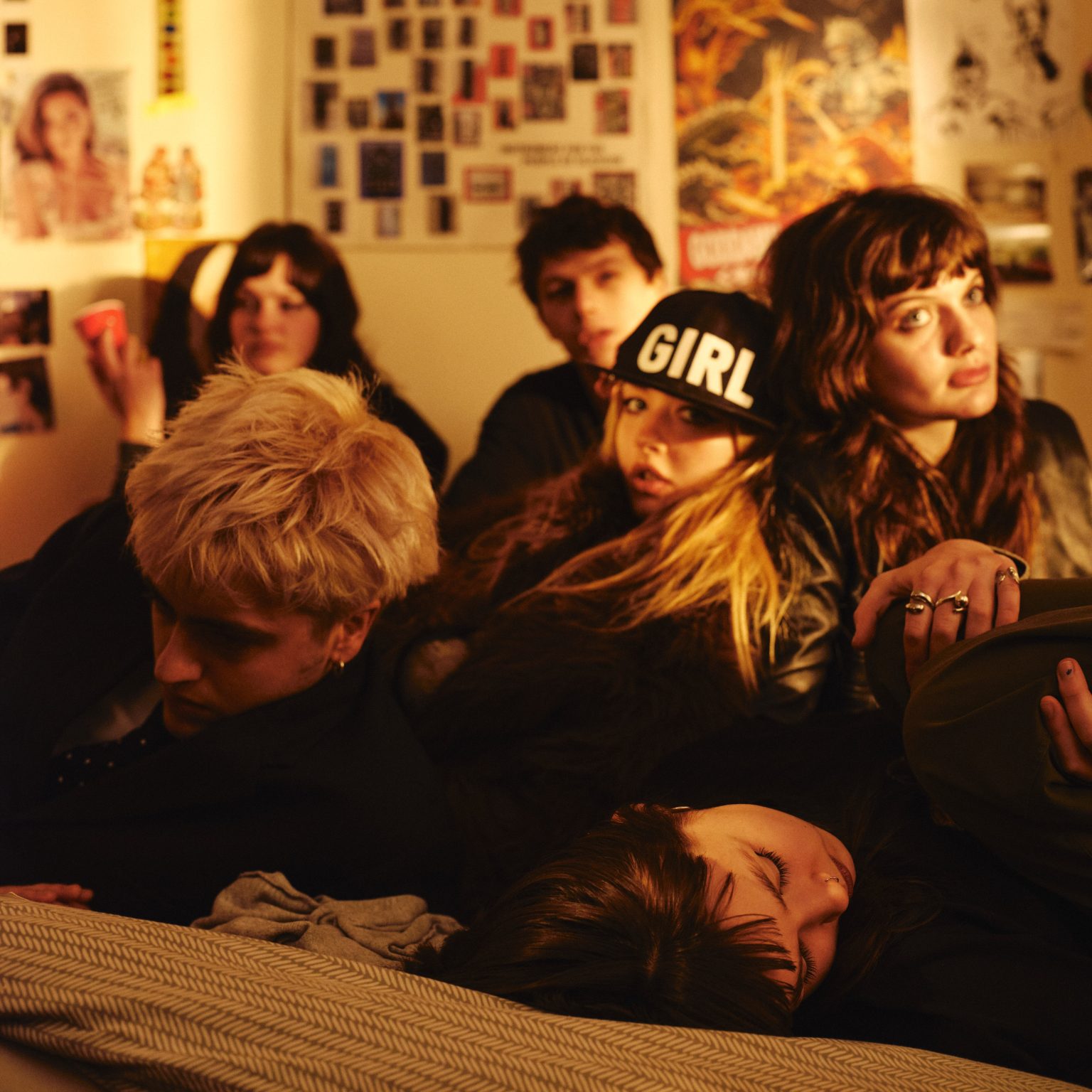 Man/Woman/Chainsaw debut new single "Something Else To Give." The track is off the UK band's forthcoming album 'Cannonball,' out August 7