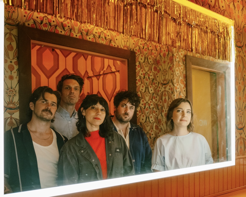 Deep Sea Diver are back with their cover of Massive Attack's classic “Teardrop,” the the track features Elizabeth Fraser