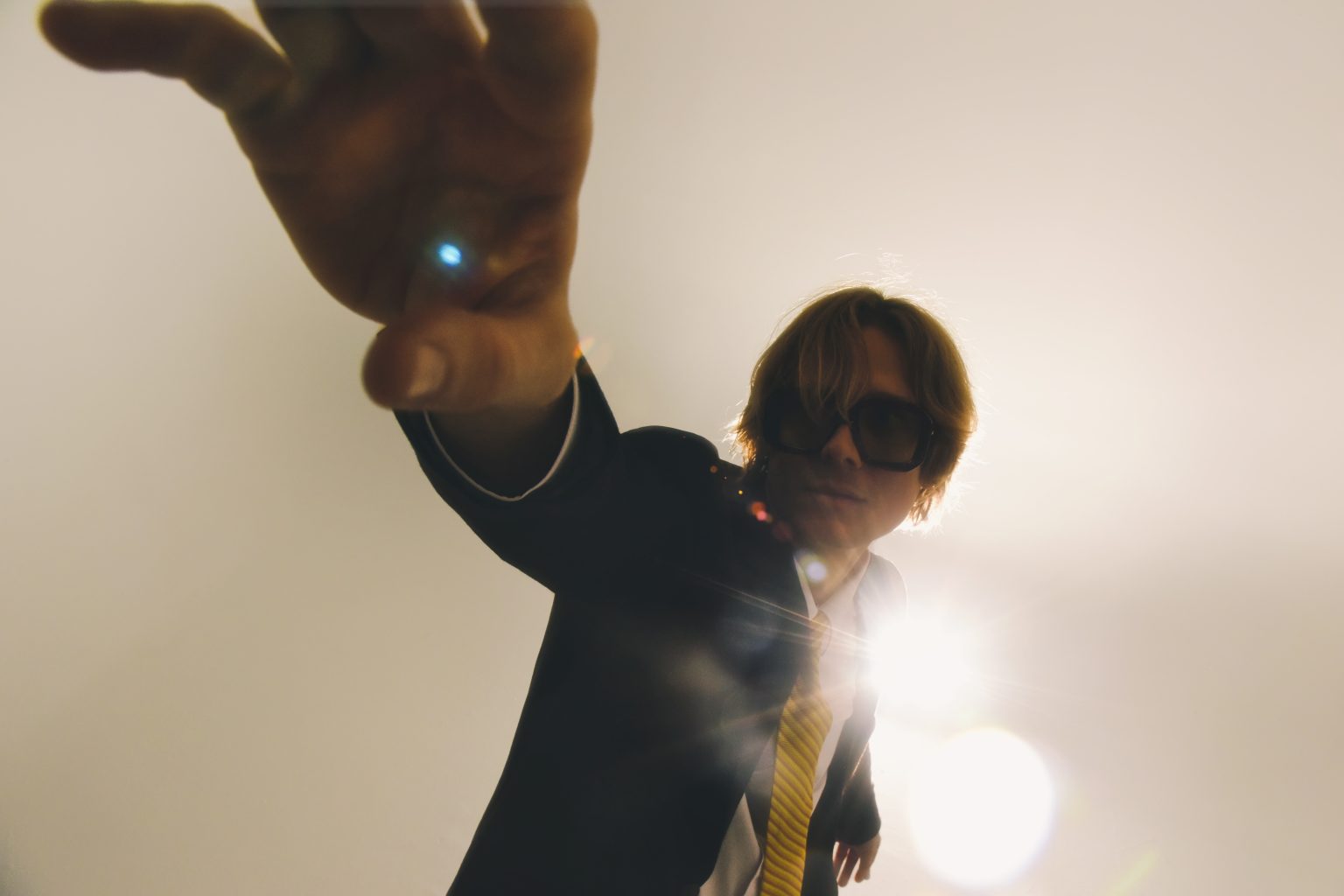 Dazies has dropped his new single "No More Bones," the song is off his forthcoming LP Eyes Repeating, out October 23rd via Killphonic Records